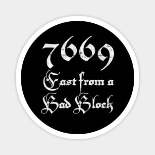 7669 --- 90s Aesthetic Fan Design Magnet